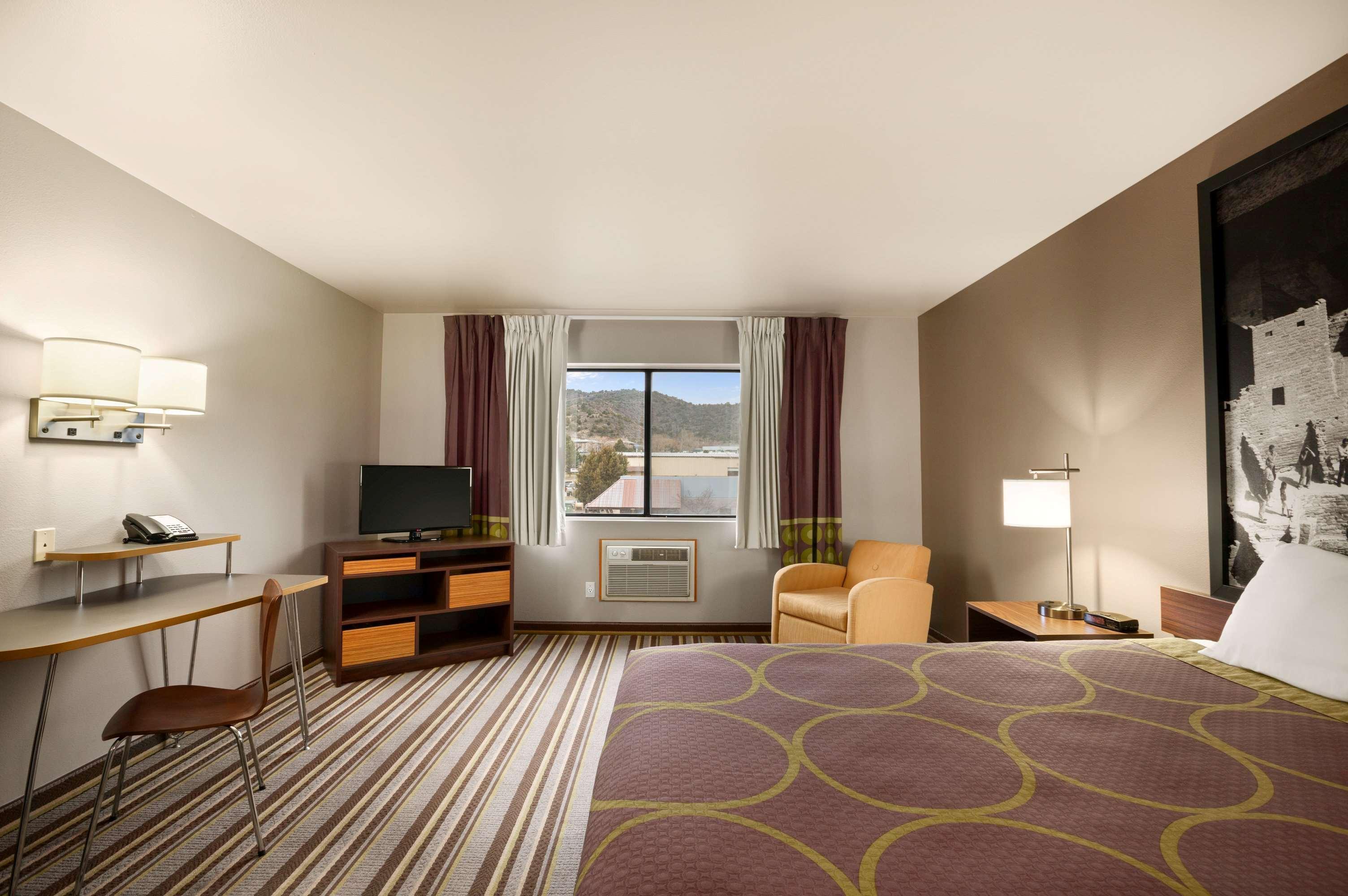 Super 8 By Wyndham Durango Motel Exterior photo